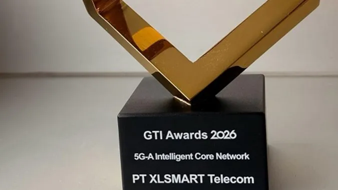 XLSMART Sabet Dua Penghargaan Inovasi di Mobile World Congress 2026