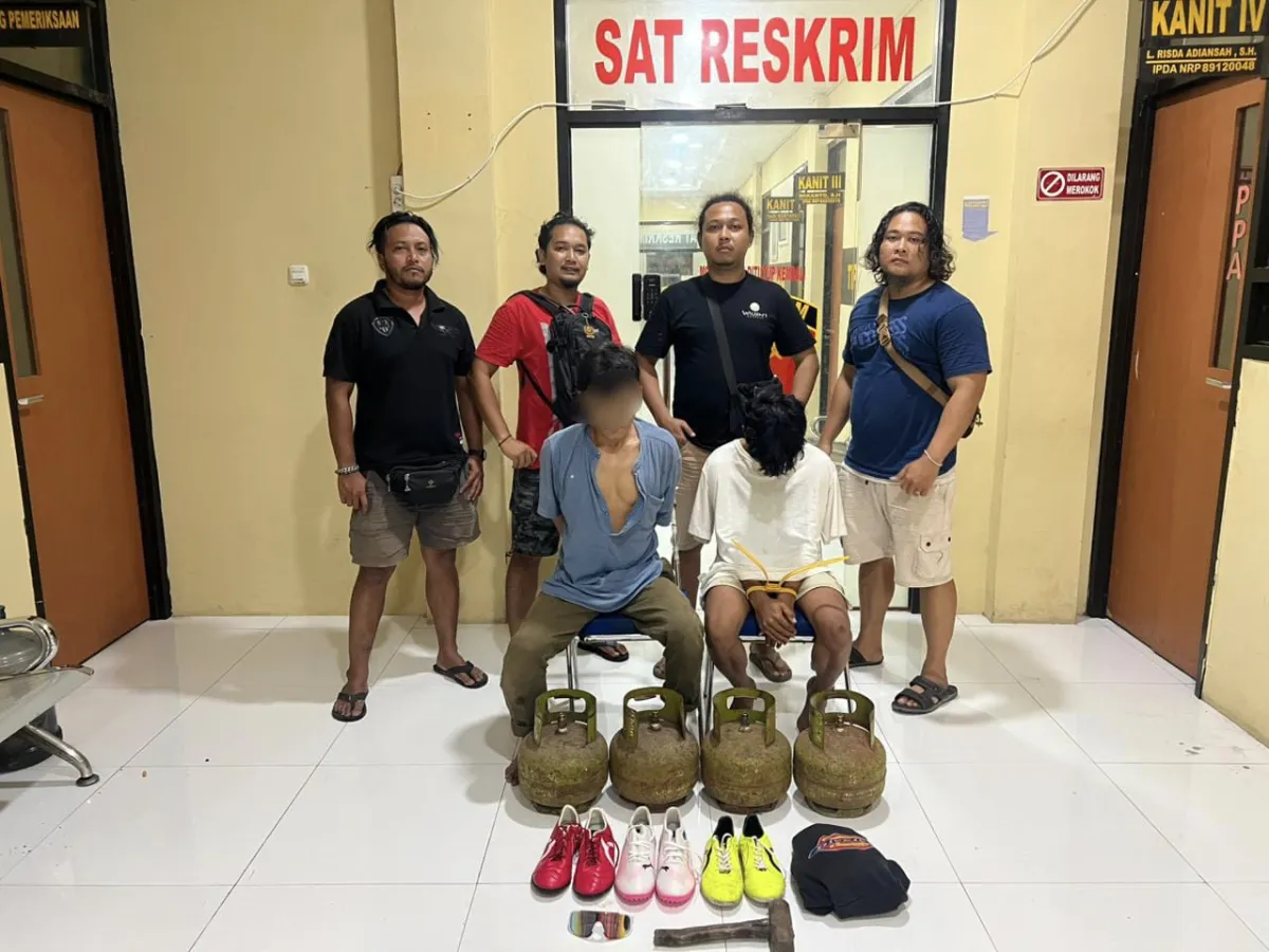 Dua Pemuda Asal Ampenan Ditangkap Polisi Usai Bobol Tembok Dua Toko di Tanjung