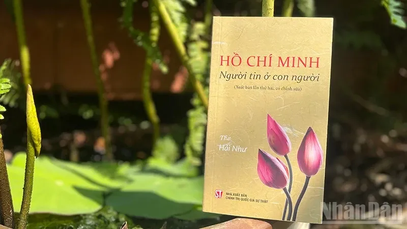 Puisi Hai Nhu: Menggugah Kesadaran Kemanusiaan melalui Warisan Ho Chi Minh