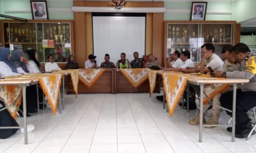 Kapolsek Baru Tegaskan Komitmen Jaga Warga di Rakor Forkopimtren Gedongtengen