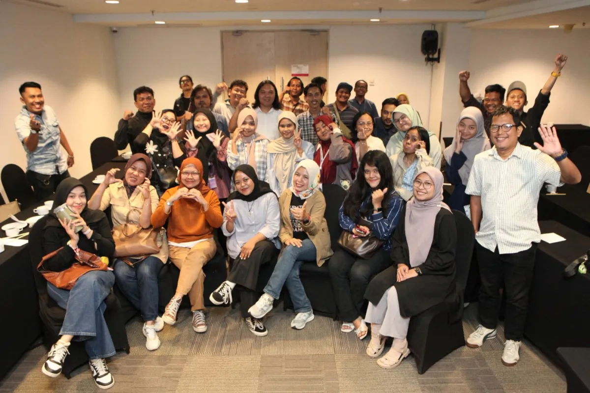 AJI Palembang dan Yayasan Mitra Hijau Latih Jurnalis dalam Peliputan Transisi Energi