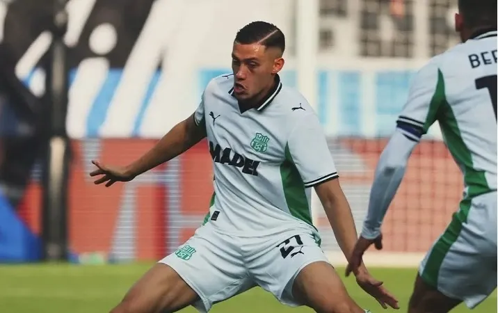 Jay Idzes Bawa Sassuolo Raih Kemenangan Telak atas Hellas Verona