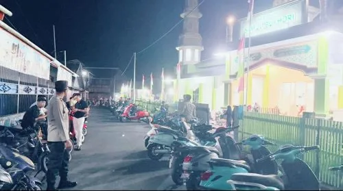 Polres Asmat Amankan Ibadah Tarawih Perdana Ramadan di Agats