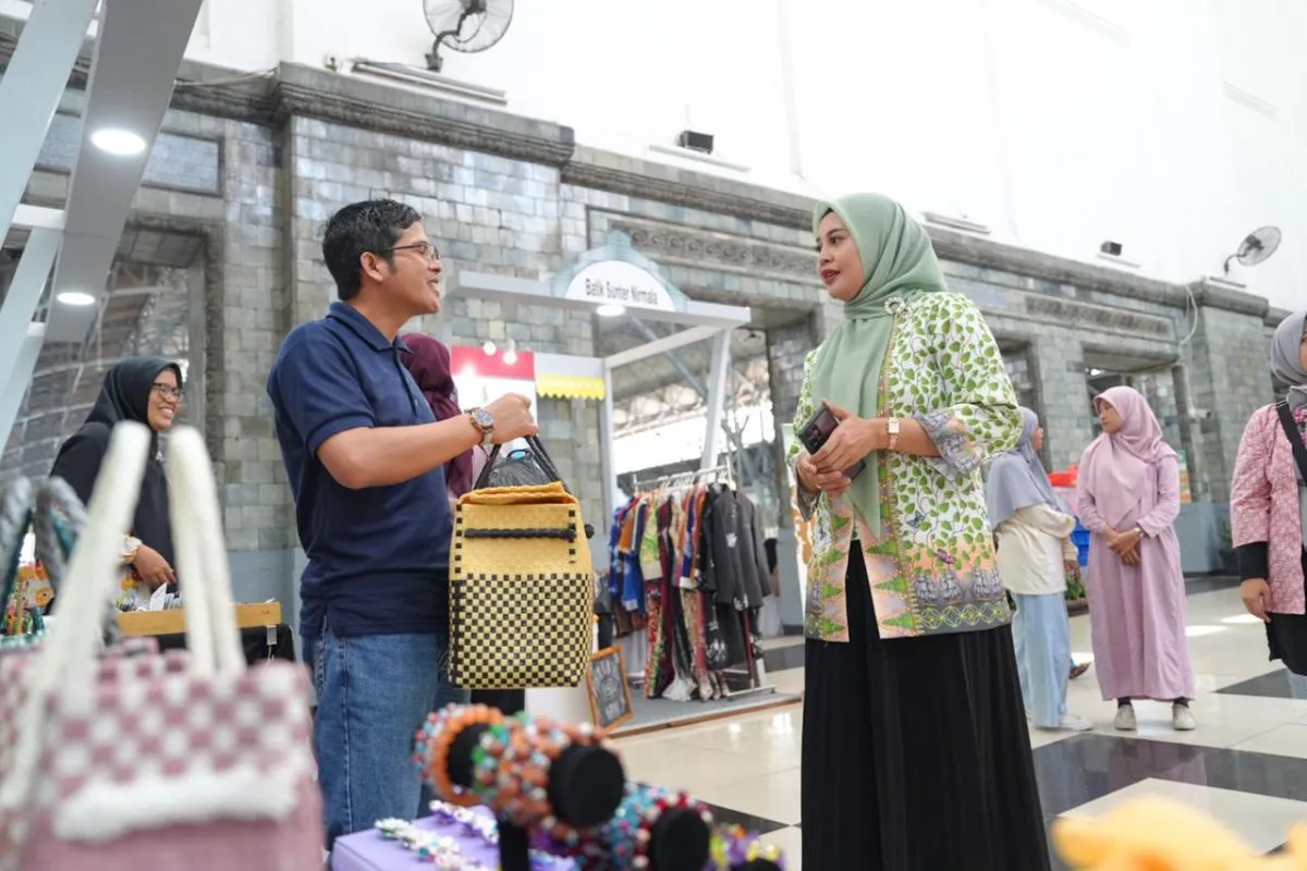 Dekranasda Jakarta Utara Memperkenalkan Produk Kerajinan di Tanjung Priok Hub 5.0