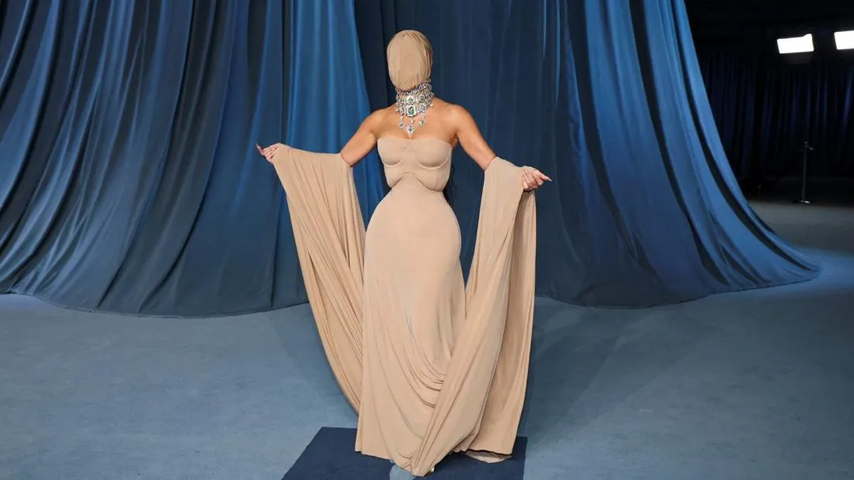 Gaya Selebritas di Gala Museum Academy 2025