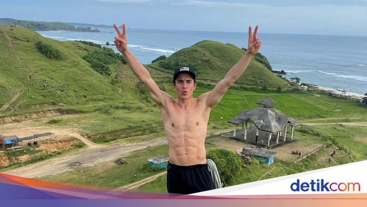 Marc Marquez Memperlihatkan Sixpack di Mandalika