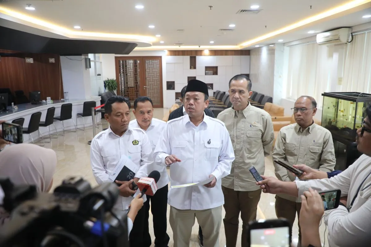 Menteri Nusron Kembalikan Sertipikat Tanah Transmigran di Kalimantan Selatan