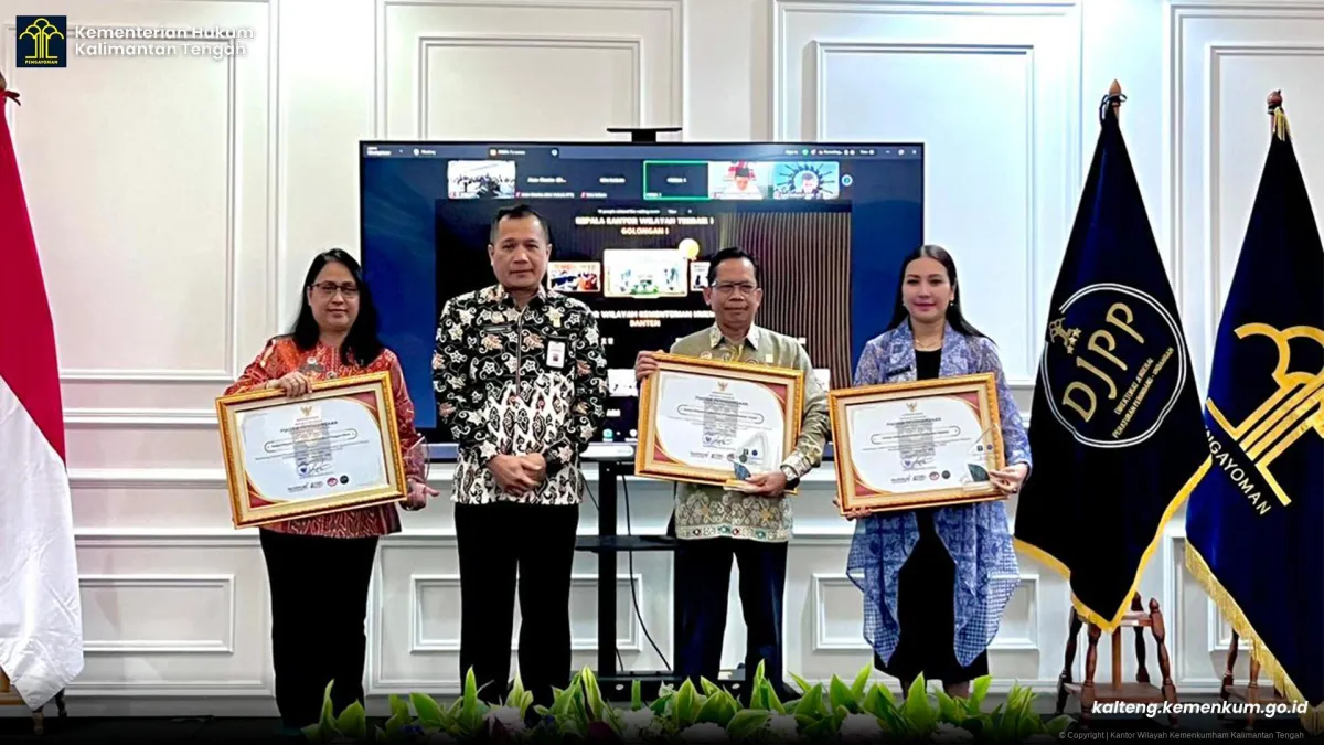 Kanwil Kemenkum Kalteng Raih Penghargaan Terbaik II Legislasi Daerah 2025