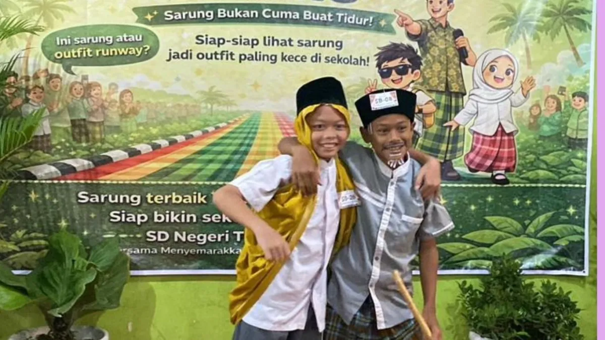 SD Negeri Tugurejo 01 Rayakan Ramadan dengan Fashion Show Sarung
