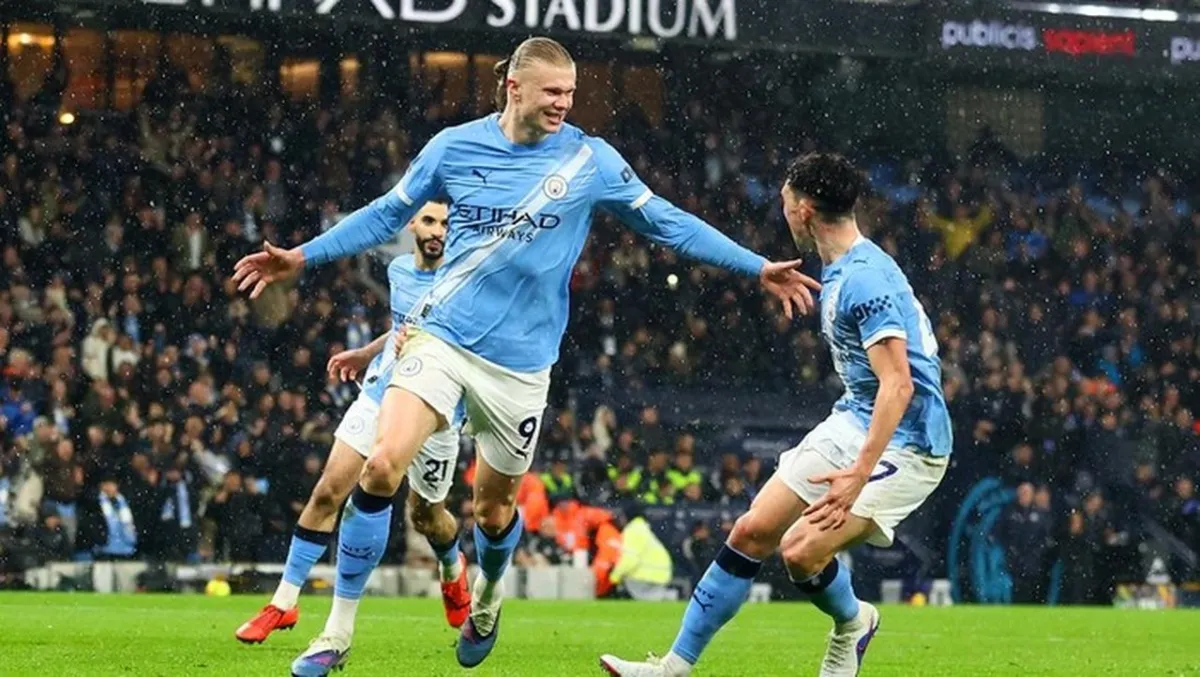 Gary Lineker Ragukan Konsistensi Manchester City di Tengah Persaingan dengan Arsenal