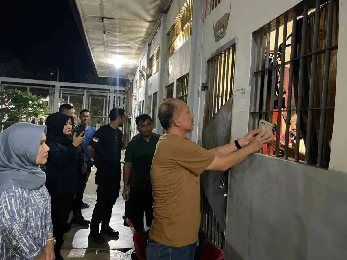 Lapas Meulaboh Bagikan Extra Fooding untuk Penuhi Hak Warga Binaan