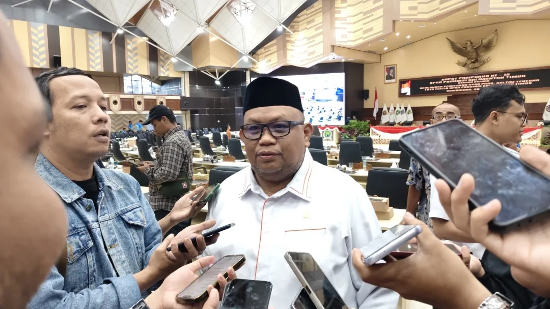 Agusriansyah Komitmen Perjuangkan Perbaikan Jalan Sangkulirang di Kaltim