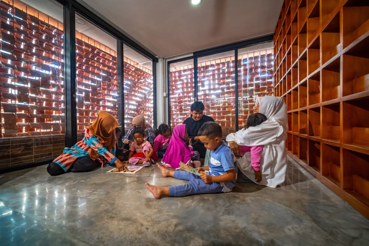 Kampung Mrican dan Microlibrary Pringwulung: Inovasi dalam Komunitas Fotografi Interior