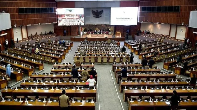 211 Anggota DPR Tidak Cantumkan Latar Belakang Pendidikan pada Pemilu 2024
