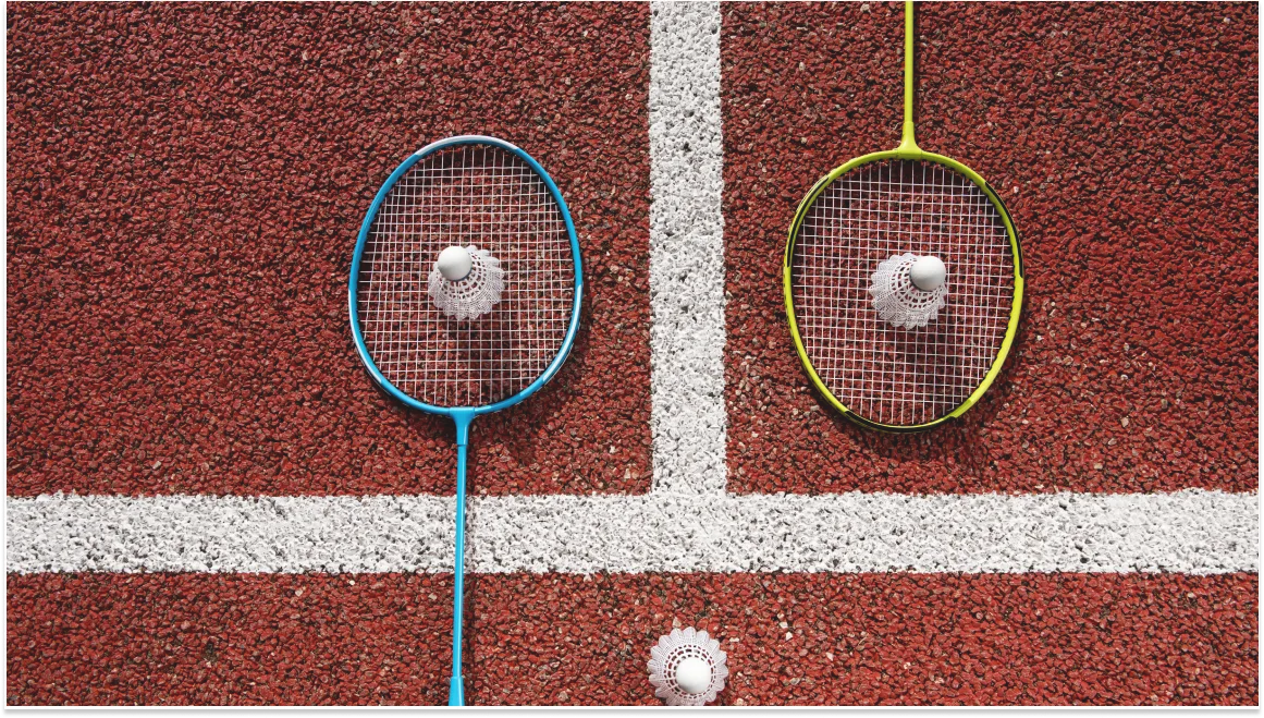 Panduan Memilih dan Rekomendasi 9 Raket Badminton Terbaik 2026