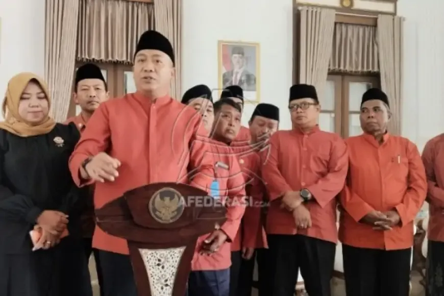 Kepemimpinan Mas Rio-Mbak Ulfi: Kemiskinan Turun, Fokus Pengelolaan Sampah Selanjutnya