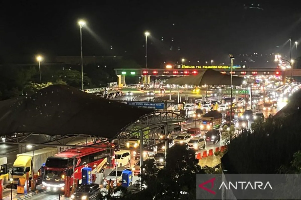 Arus Balik Lebaran 2025 Mulai Terlihat di Gerbang Tol Cikampek Utama