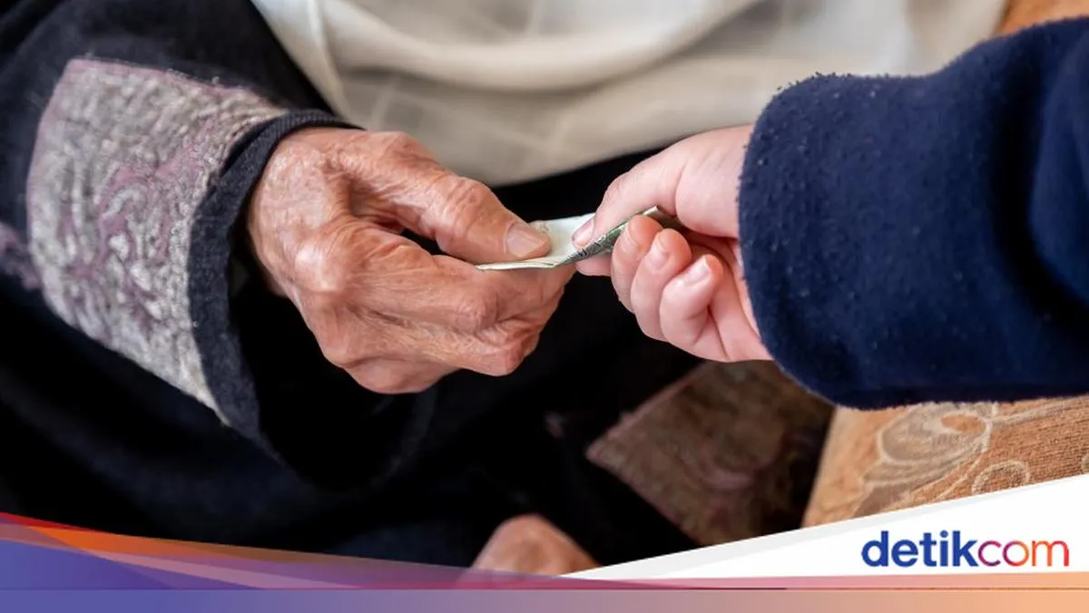 Waktu Utama untuk Bersedekah Menurut Al-Qur'an dan Hadits