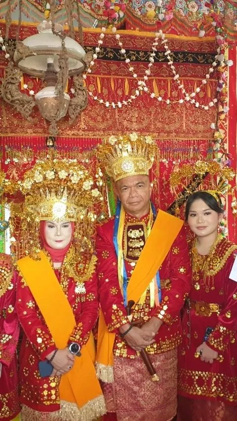 Reda Manthovani, Keturunan ke-7 Raja Selebar Bengkulu, Menerima Gelar Datuk Payung Negara