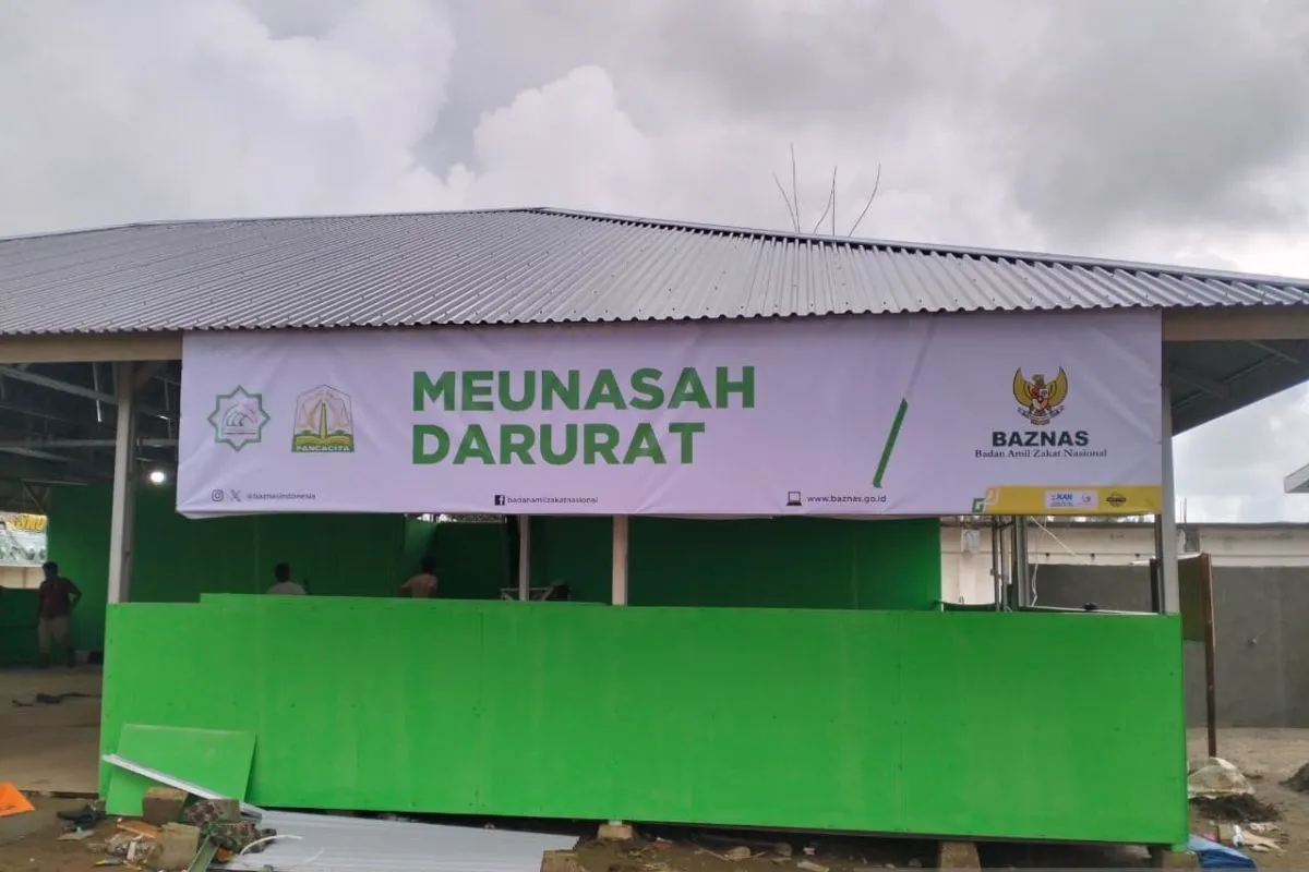 BAZNAS Bangun Tiga Masjid Darurat untuk Warga Terdampak Bencana di Ramadhan