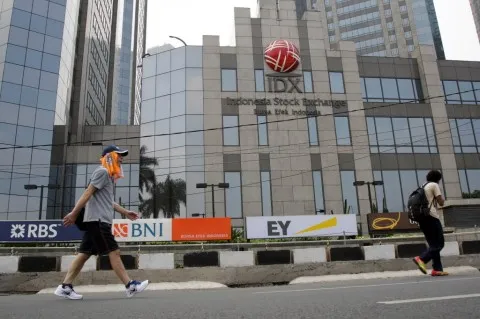 Berita Terpopuler: Antrean IPO dan Kenaikan Harga BBM di Desember 2024