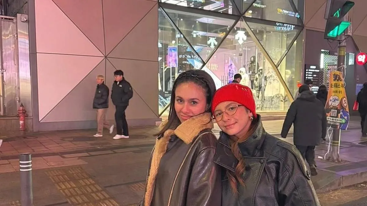 Wulan Guritno dan Shaloom Razade Kompak Bergaya Stylish di Korea Selatan