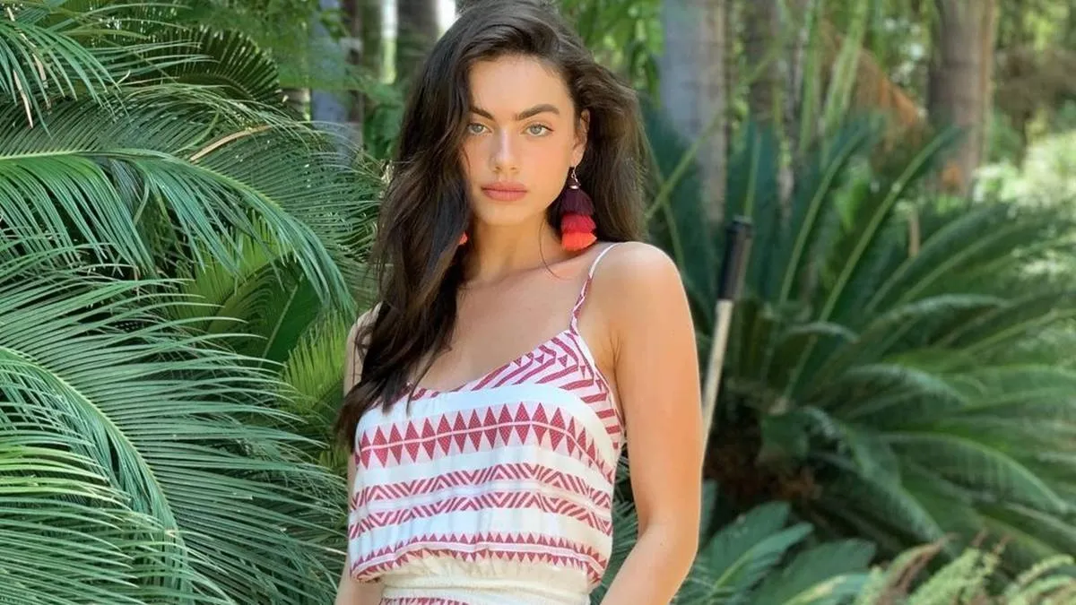 Yael Shelbia Dinobatkan sebagai Wanita Tercantik Dunia 2020