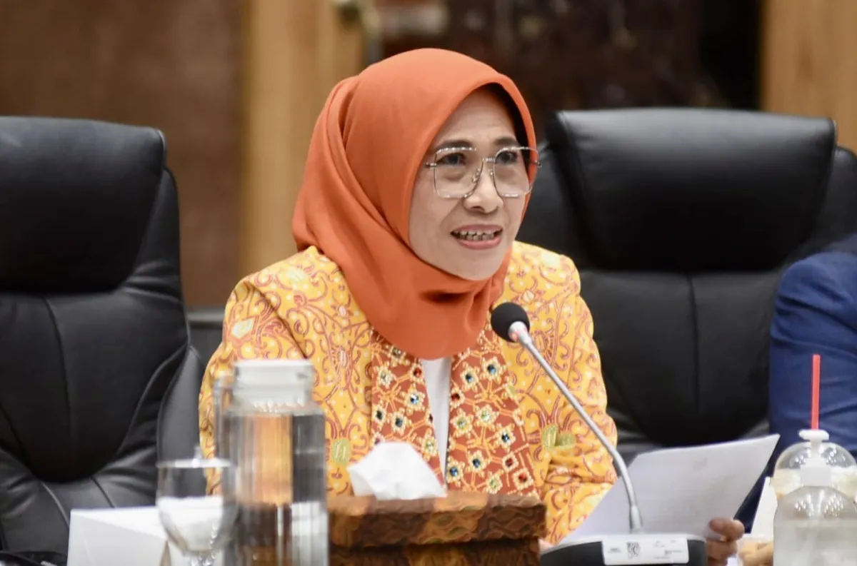 Revisi UU Sisdiknas Perkuat Wajib Belajar 13 Tahun dan Akui Guru PAUD