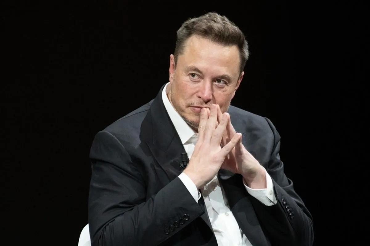 Elon Musk Usulkan Pembangunan Ketapel Raksasa di Bulan untuk Dukungan AI Global