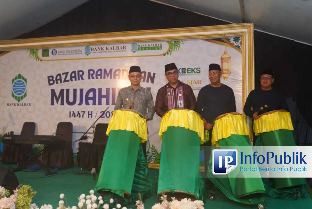 Pasar Juadah Masjid Raya Mujahidin Ramai Dikunjungi Warga di Awal Ramadan