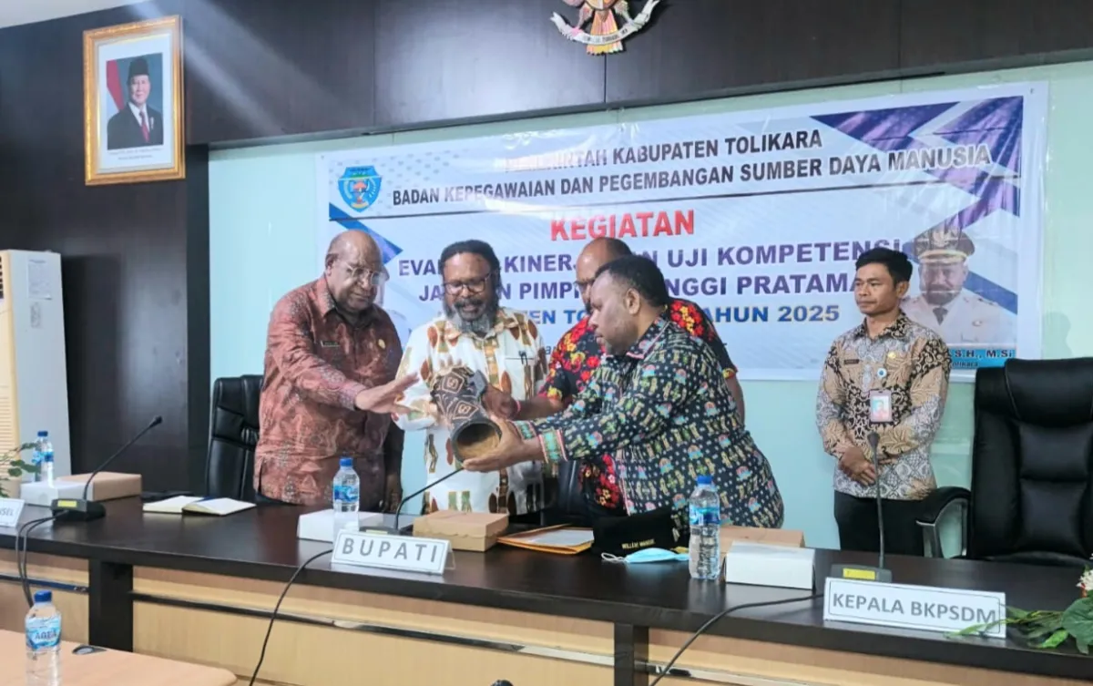 Pemkab Tolikara Gelar Evaluasi Kinerja dan Uji Kompetensi untuk Birokrasi Profesional
