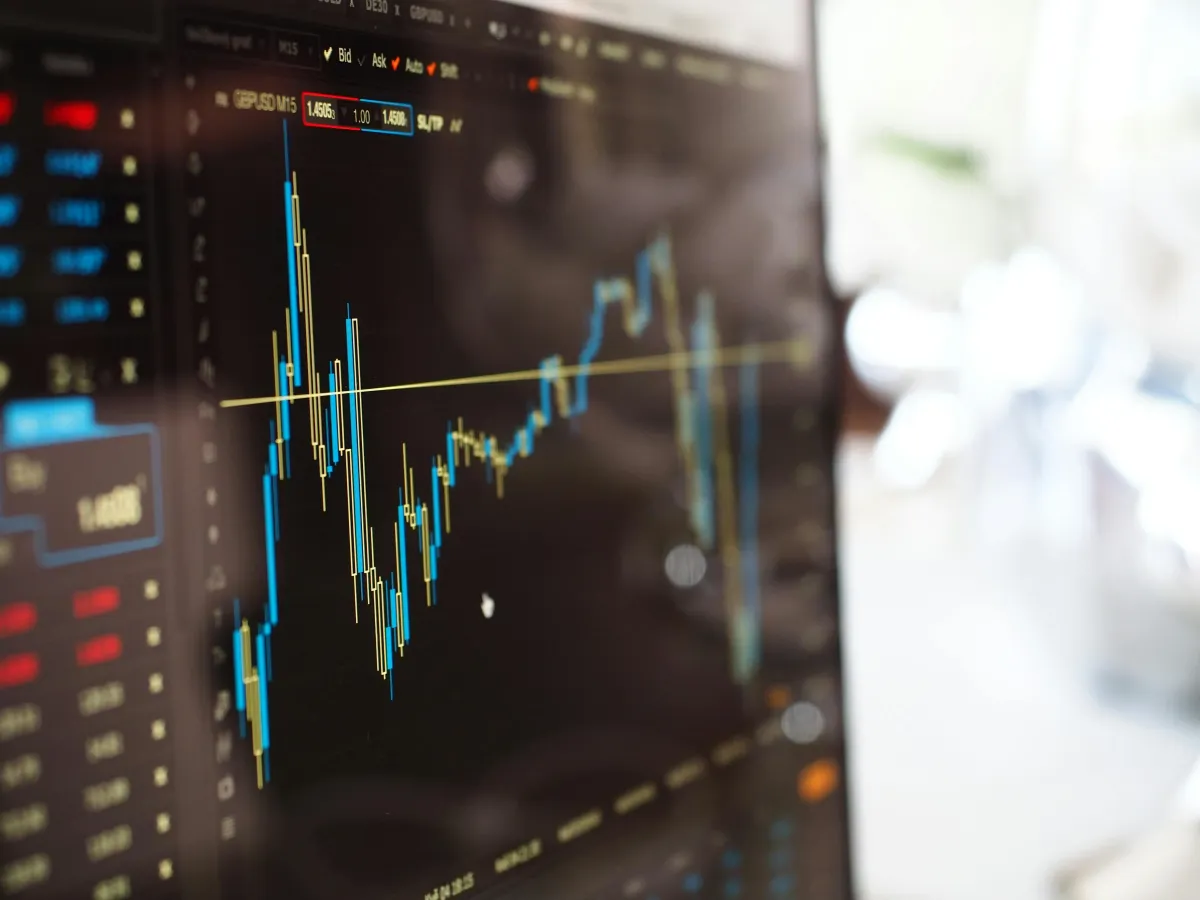 Memahami Trading Halt: Penyebab dan Dampaknya Terhadap IHSG