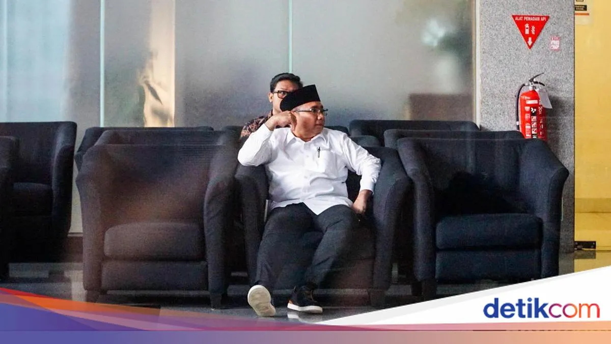 KPK Perpanjang Cekal Eks Menag Yaqut ke Luar Negeri