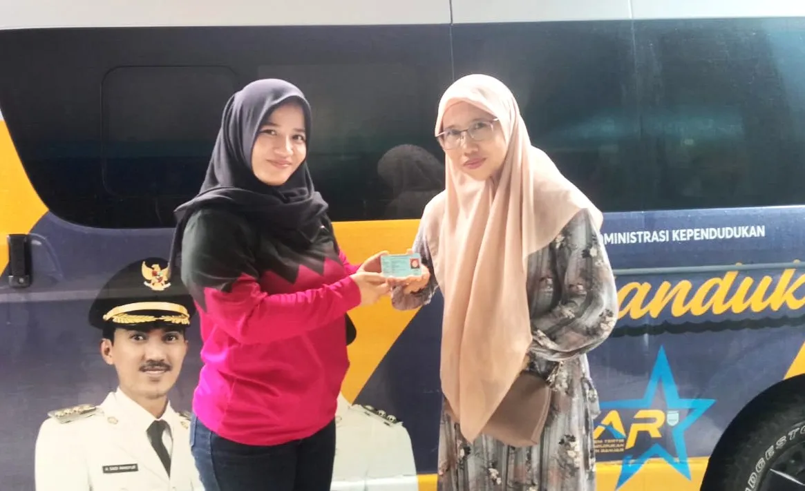 Pelayanan Jempol Pelanduk Disdukcapil Hadir di Karang Intan