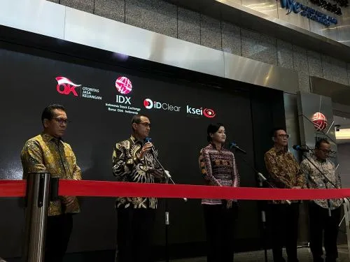 OJK Kenakan Denda Rp5,35 Miliar untuk Influencer Saham Belvin Tannadi