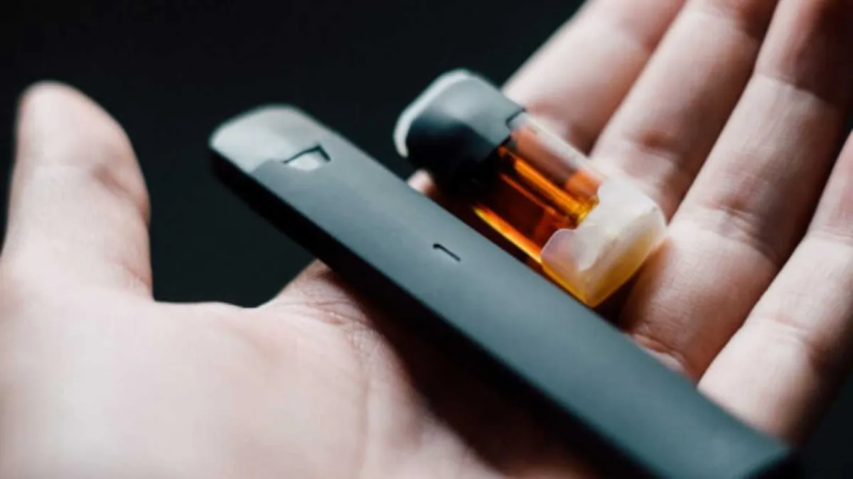 Perkuat Regulasi untuk Lindungi Generasi Muda dari Rokok Elektronik