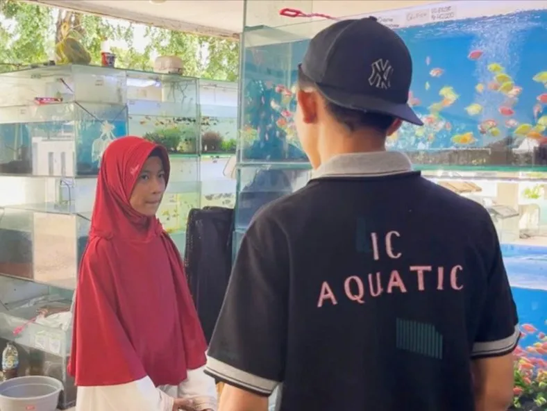 Host Cilik Aisyah Tampilkan Kemampuan Liputan Perikanan di Cengkareng