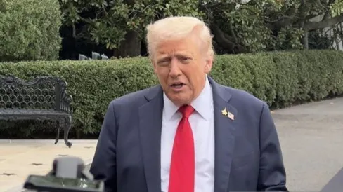 Putusan MA AS Guncang Strategi Tarif Trump dan Perdagangan Global