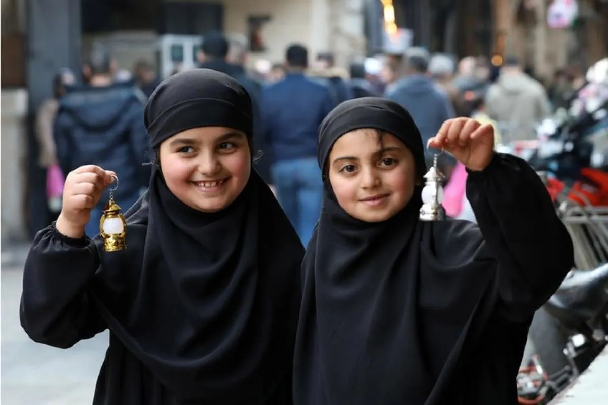 Kebahagiaan Anak-anak Gaza Melalui Lentera Ramadhan