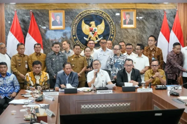 Wali Kota Makassar Diskusikan Percepatan Proyek PSEL dengan Menko Pangan