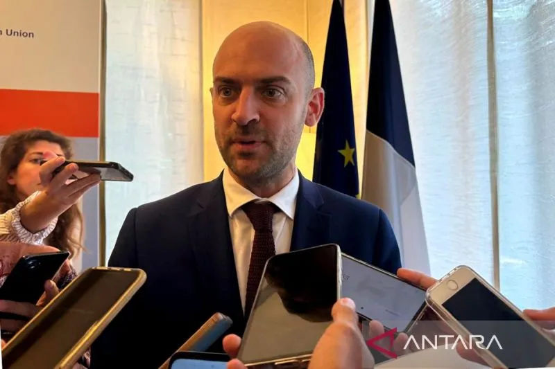 Prancis Kritik Komisi Eropa Hadiri Pertemuan Dewan Perdamaian Tanpa Mandat