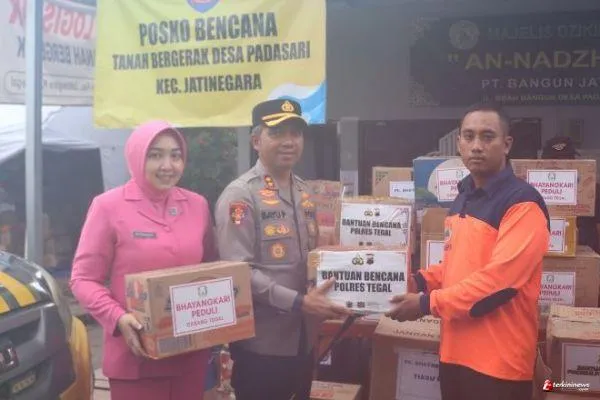 Polres Tegal Salurkan Bantuan untuk Korban Bencana di Desa Padasari