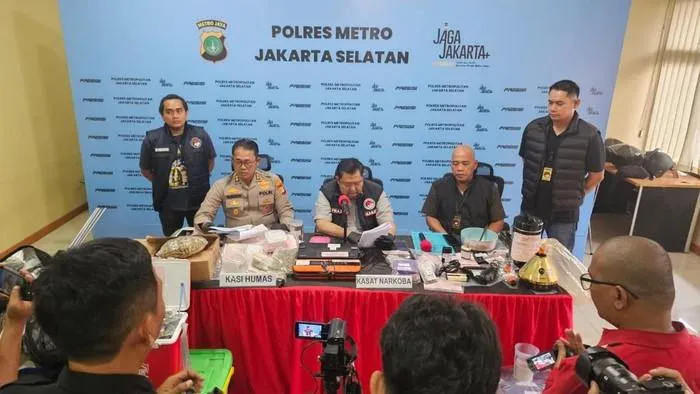 Kreator Konten AW Ditangkap Polisi karena Produksi Ganja di Jakarta