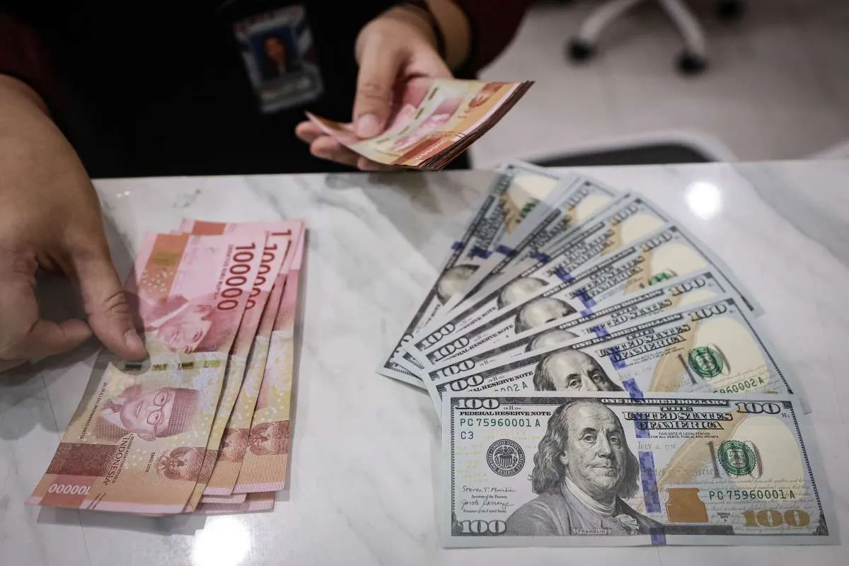 Rupiah Berpotensi Melemah Seiring Ketegangan AS-Iran