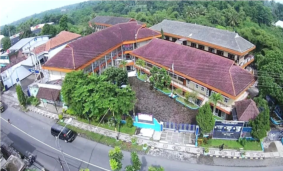 Pembelajaran Daring di SMK Turen Akibat Konflik Yayasan