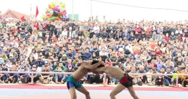 Turnamen Gulat Tradisional Duong Hoa Rayakan Tahun Baru Imlek 2026
