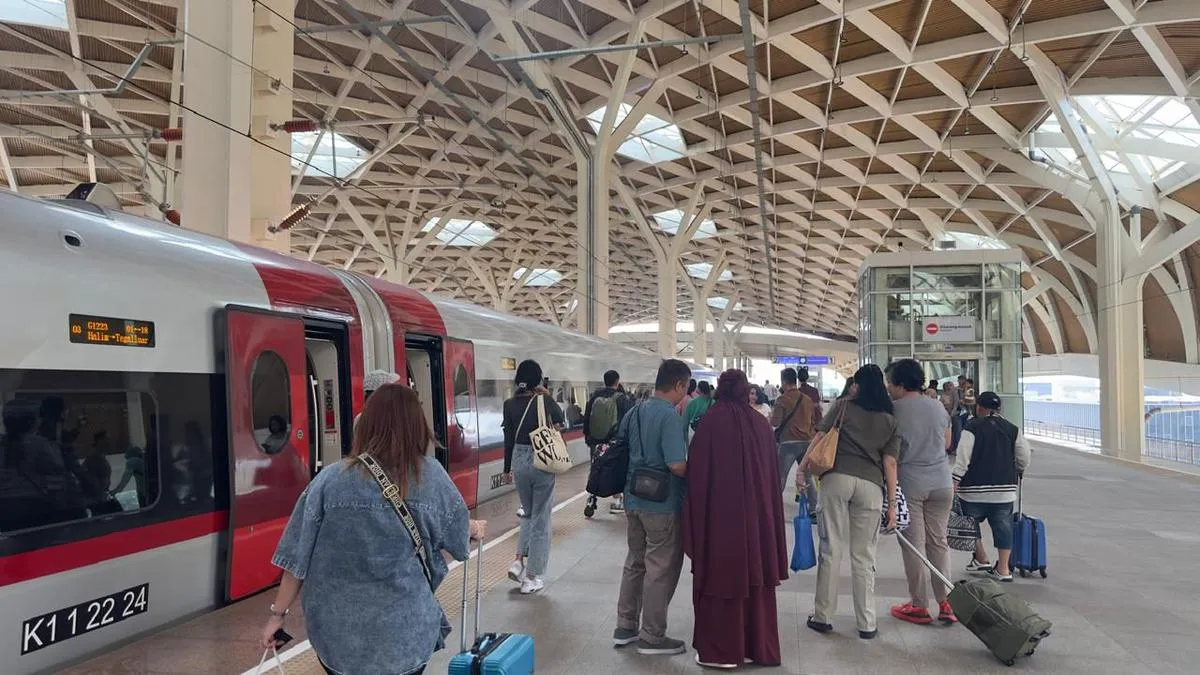 Diskon Rp 25.000 untuk Tiket Kereta Cepat Whoosh Mulai 10 Desember 2025