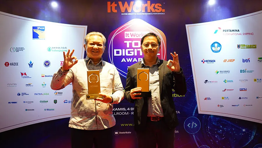 Moratelindo Raih Dua Penghargaan untuk Transformasi Digital