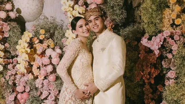 5 Pasangan Artis Rayakan Ramadan Pertama sebagai Suami Istri
