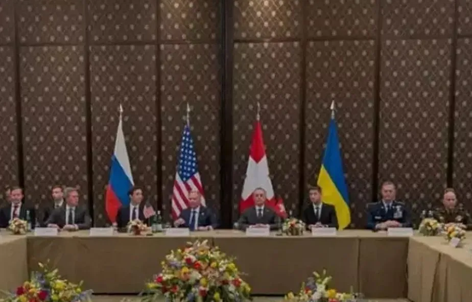Rusia dan Ukraina Gelar Pertemuan Perdamaian Setelah Empat Tahun Konflik